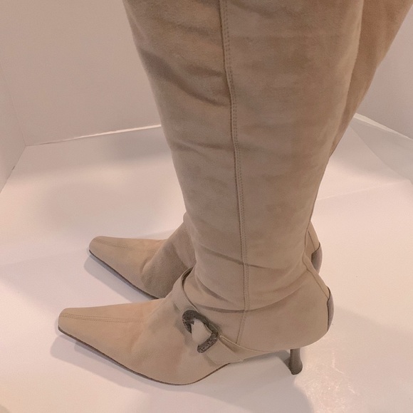 DONALD PLINER tall Vintage Suede boots Sz 8 - Picture 1 of 12